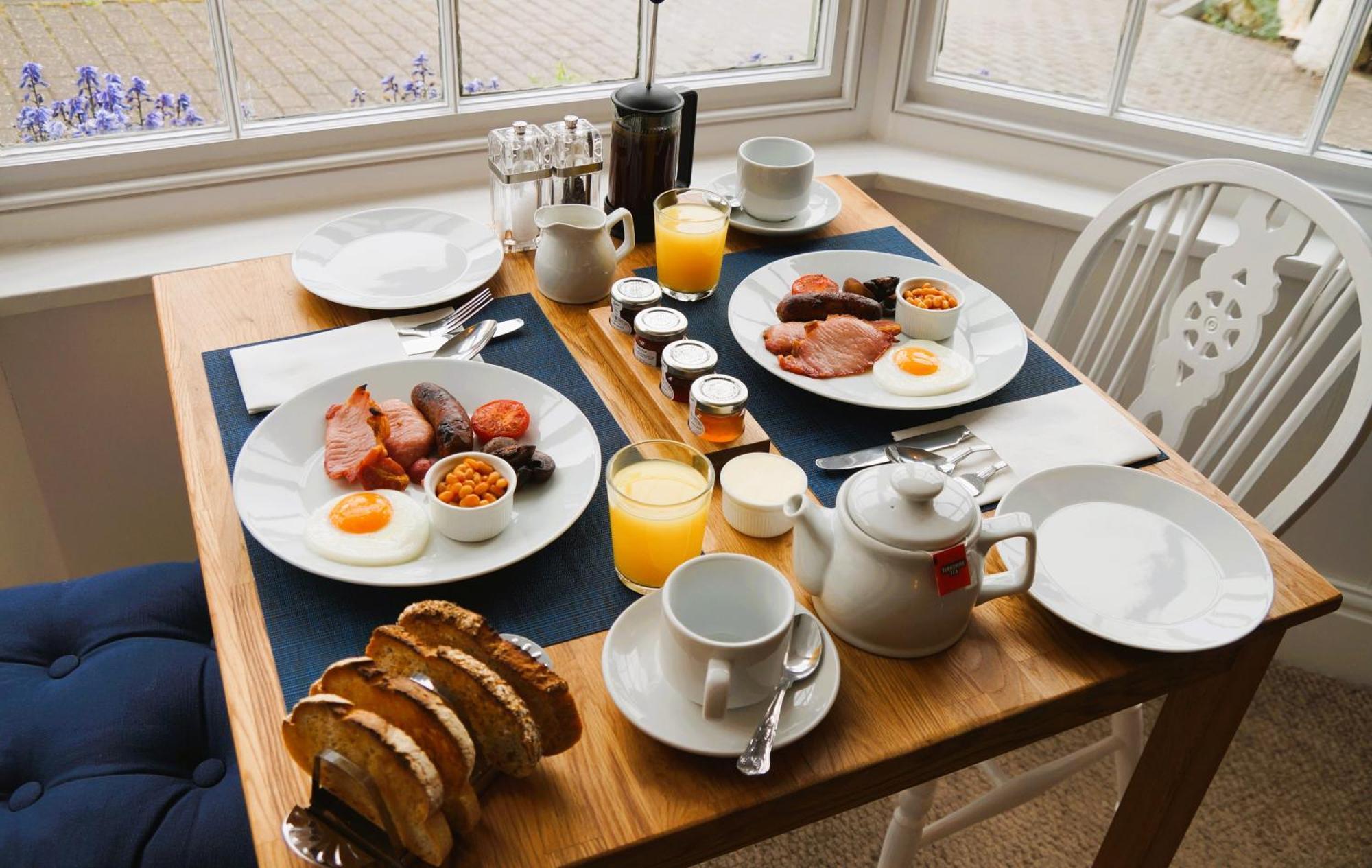 Guest house Radcliffe 4*