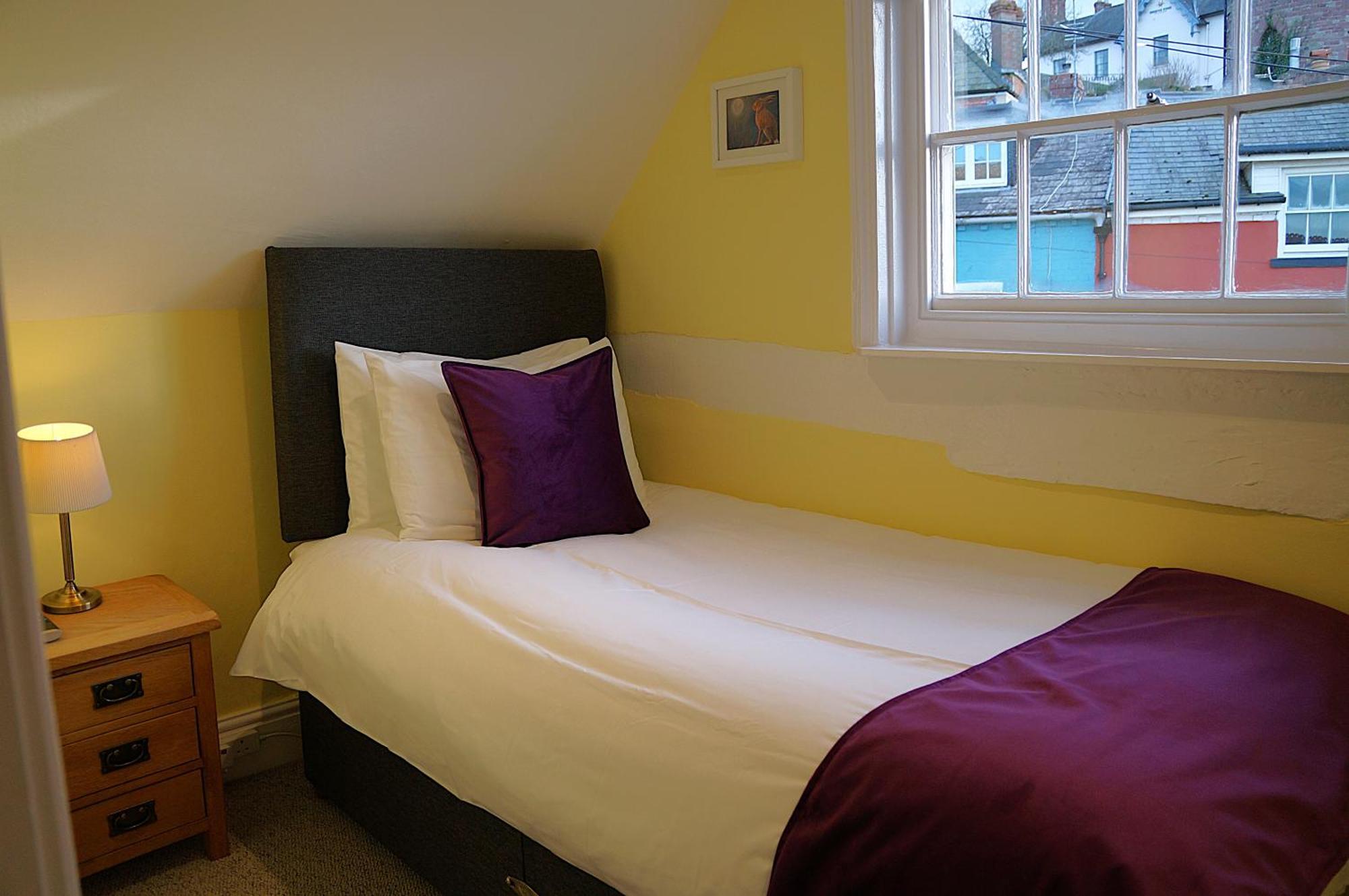 Guest house Radcliffe 4*